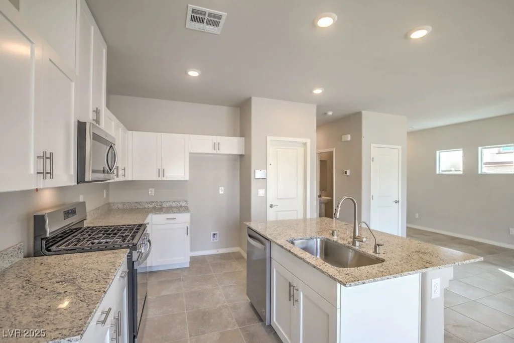 6149 Orchid Falls, North Las Vegas, NV 89081
