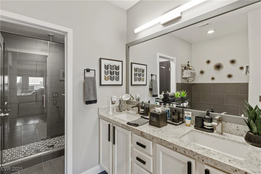 10313 New Frontier, Las Vegas, NV 89144