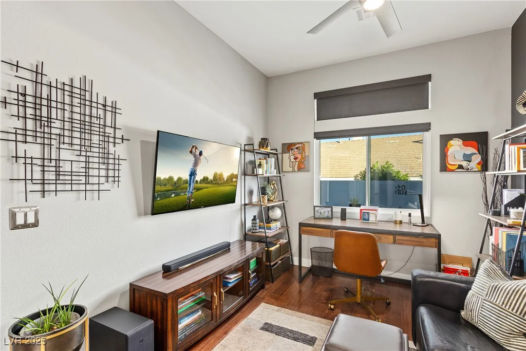 10313 New Frontier, Las Vegas, NV 89144