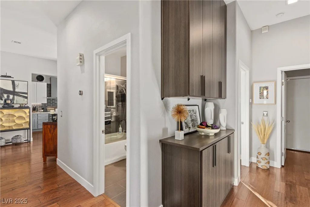 10313 New Frontier, Las Vegas, NV 89144