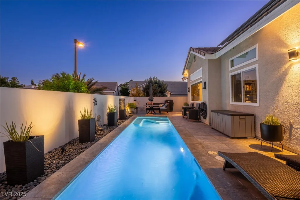 10313 New Frontier, Las Vegas, NV 89144