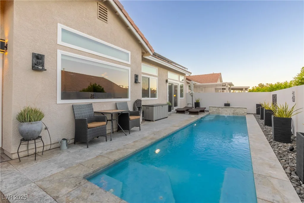 10313 New Frontier, Las Vegas, NV 89144
