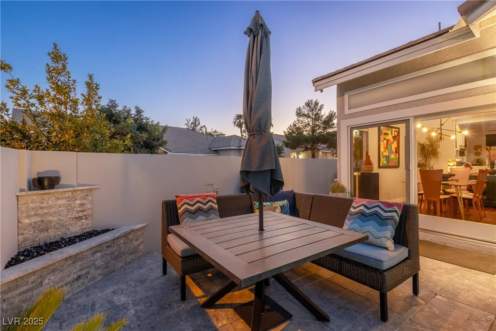 10313 New Frontier, Las Vegas, NV 89144