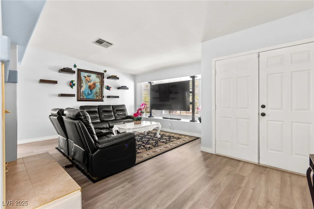 1420 Indian Hedge, North Las Vegas, NV 89032