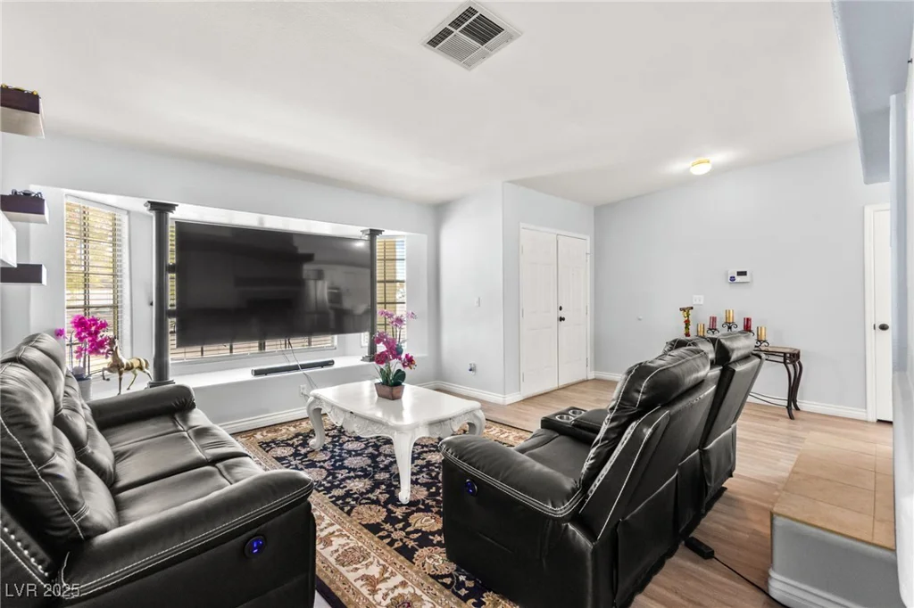 1420 Indian Hedge, North Las Vegas, NV 89032