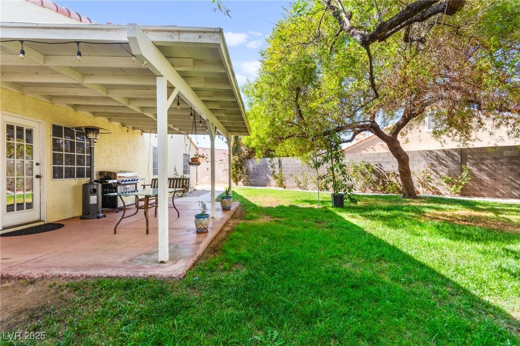 1420 Indian Hedge, North Las Vegas, NV 89032