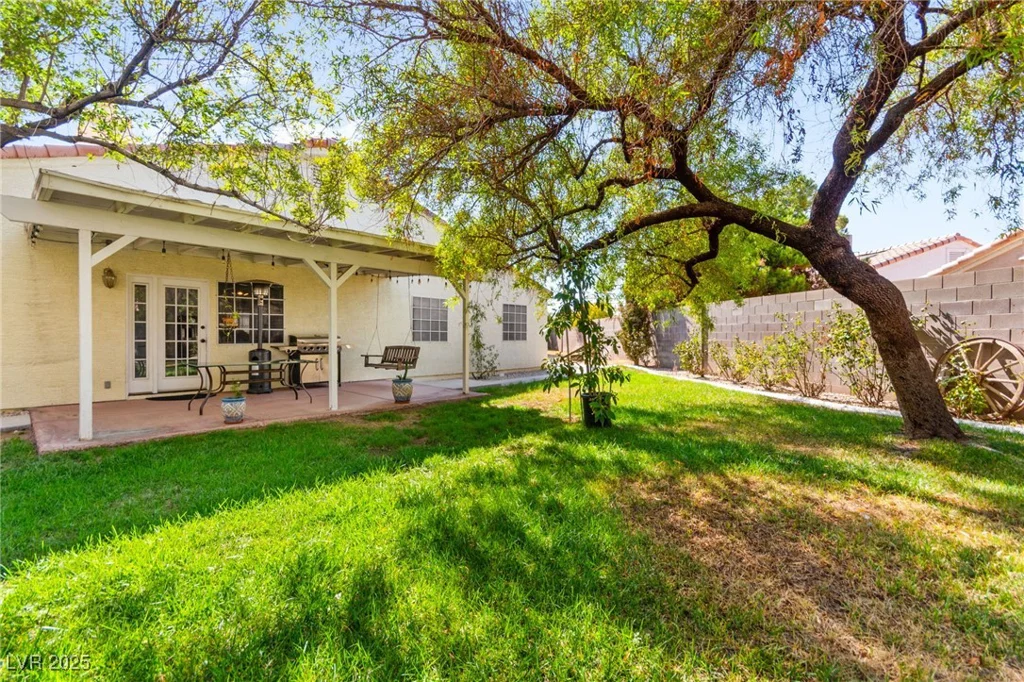 1420 Indian Hedge, North Las Vegas, NV 89032