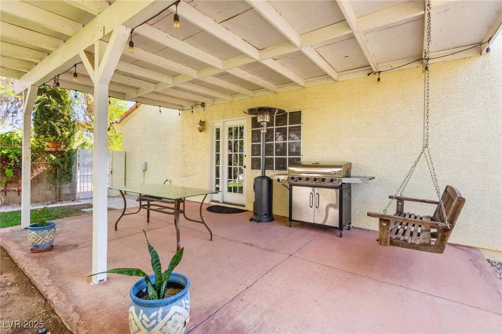 1420 Indian Hedge, North Las Vegas, NV 89032