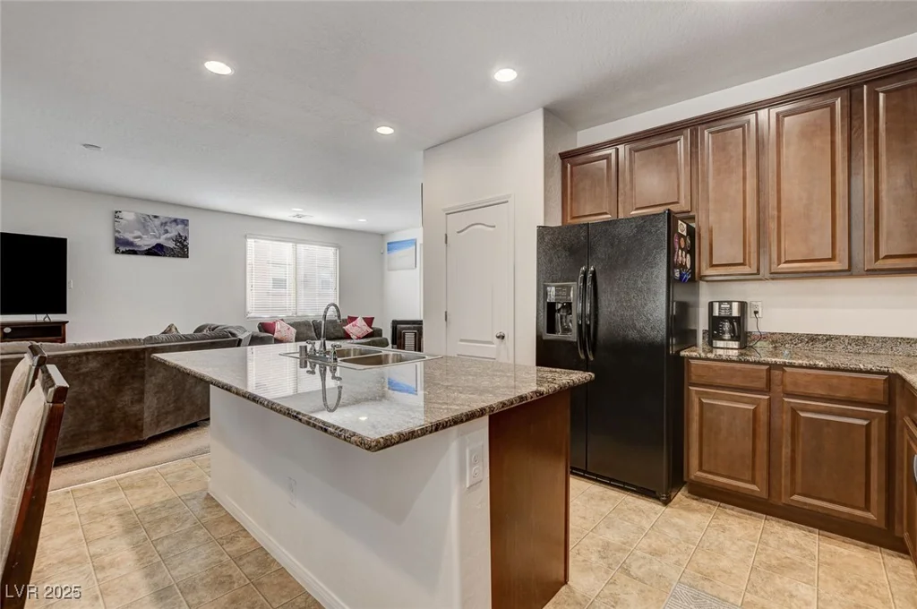 6365 Jacobville, Las Vegas, NV 89122