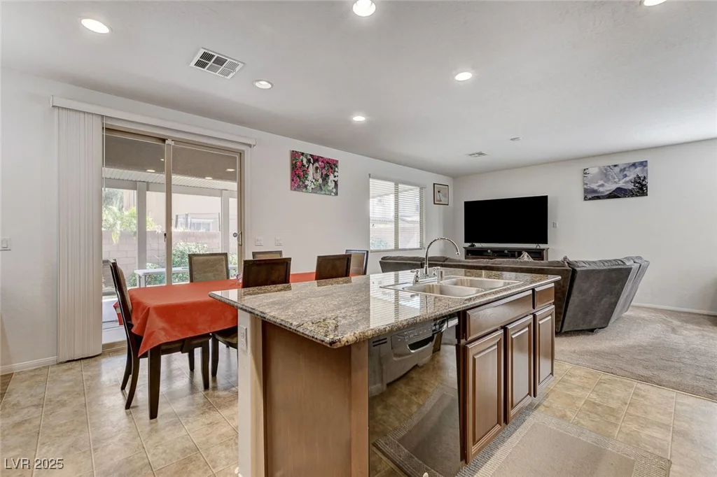 6365 Jacobville, Las Vegas, NV 89122