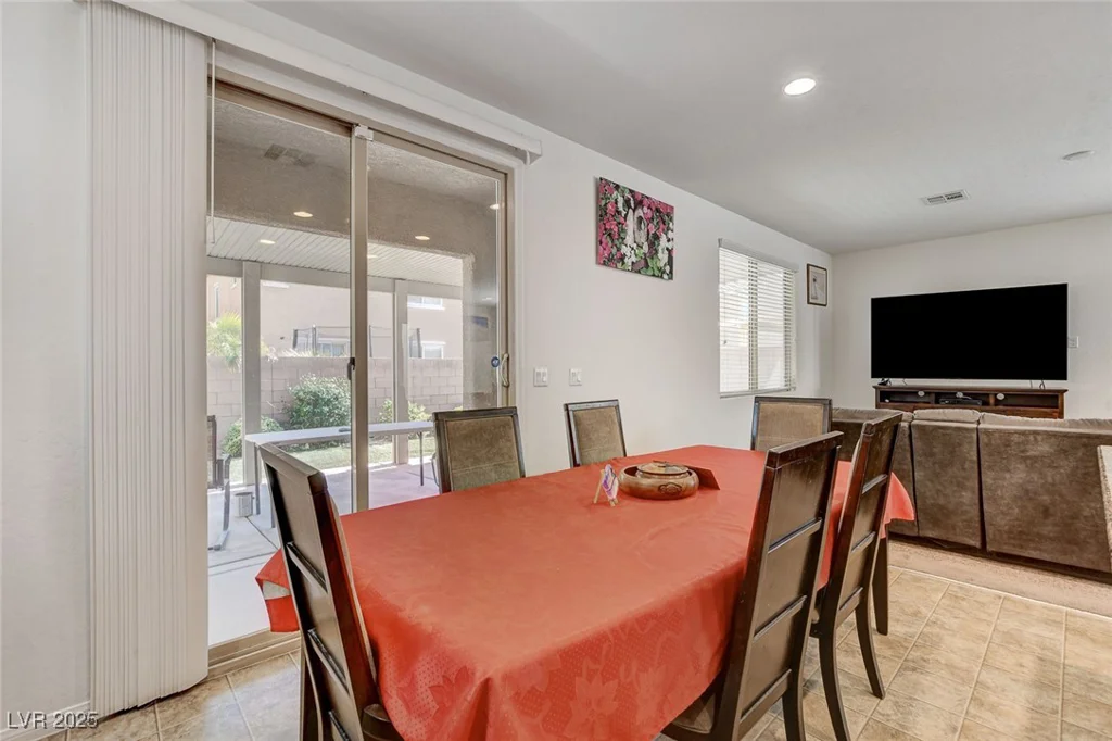 6365 Jacobville, Las Vegas, NV 89122