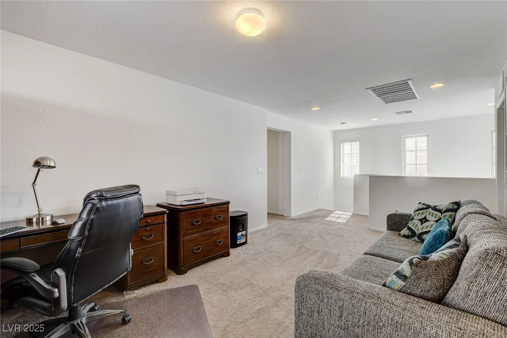6365 Jacobville, Las Vegas, NV 89122