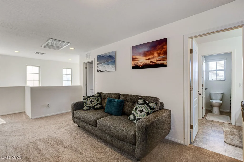 6365 Jacobville, Las Vegas, NV 89122