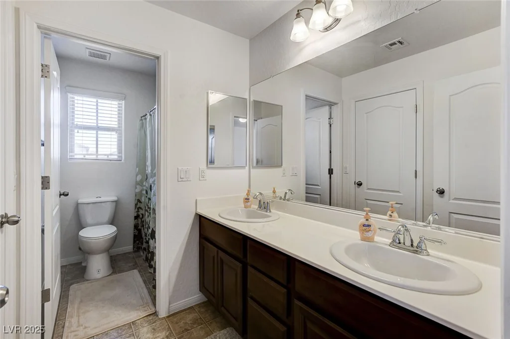 6365 Jacobville, Las Vegas, NV 89122