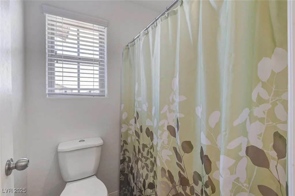 6365 Jacobville, Las Vegas, NV 89122
