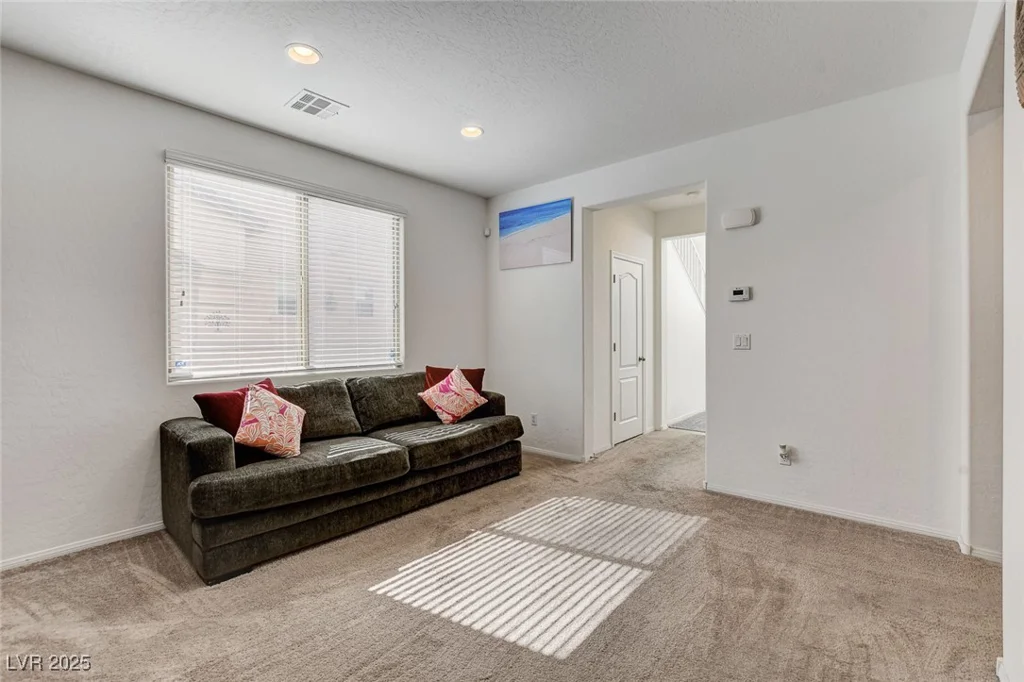 6365 Jacobville, Las Vegas, NV 89122
