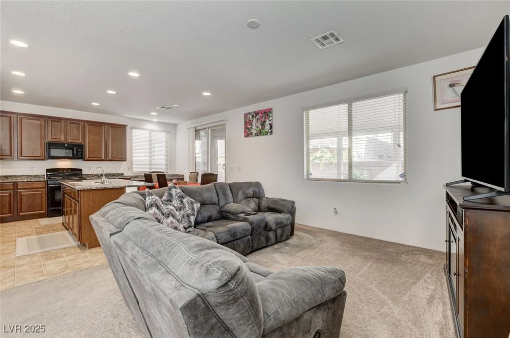 6365 Jacobville, Las Vegas, NV 89122