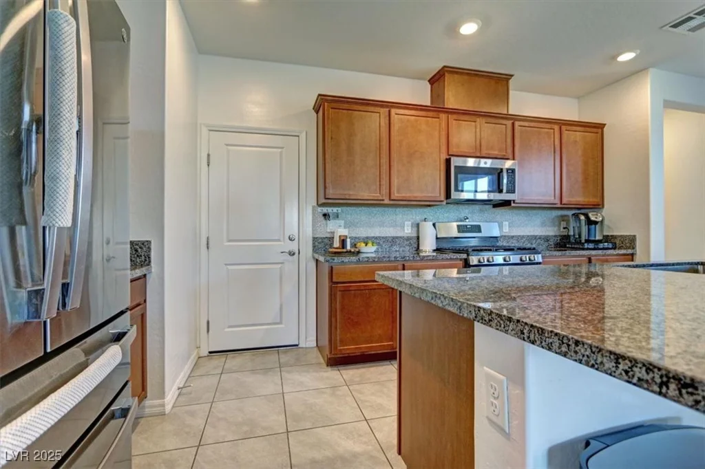 9577 Among, Las Vegas, NV 89143