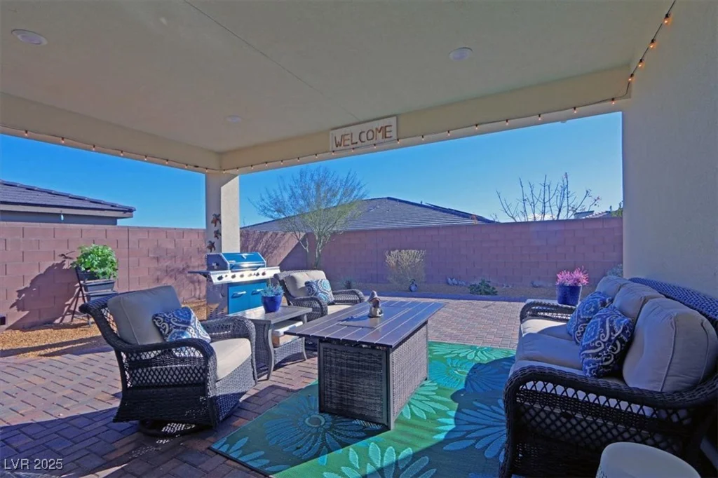 9577 Among, Las Vegas, NV 89143