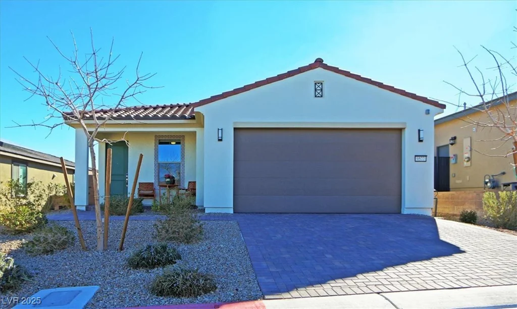 9577 Among, Las Vegas, NV 89143