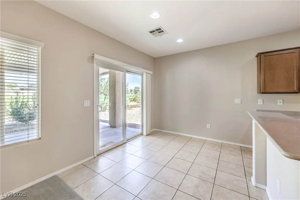 7649 Broadwing, North Las Vegas, NV 89084