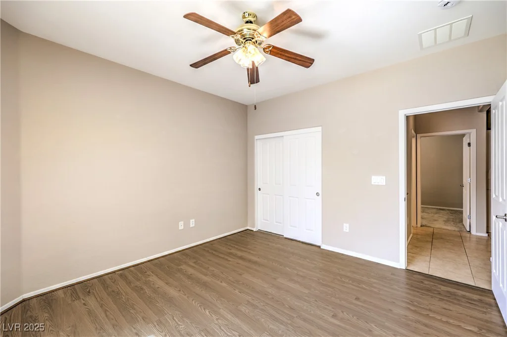 7649 Broadwing, North Las Vegas, NV 89084