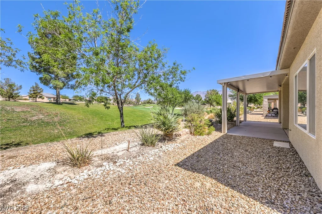 7649 Broadwing, North Las Vegas, NV 89084