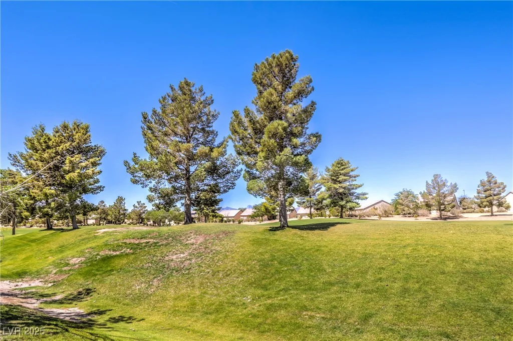 7649 Broadwing, North Las Vegas, NV 89084