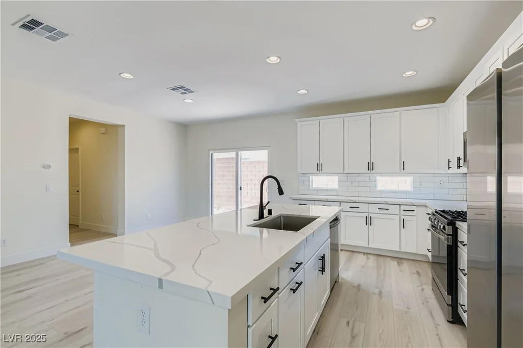 9713 Rocket Grove, Las Vegas, NV 89178