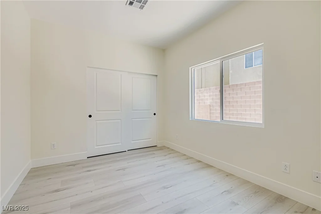 9713 Rocket Grove, Las Vegas, NV 89178