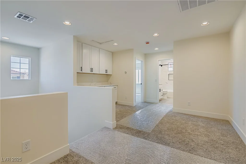 9713 Rocket Grove, Las Vegas, NV 89178
