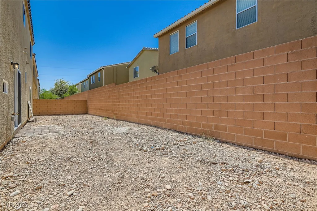9713 Rocket Grove, Las Vegas, NV 89178