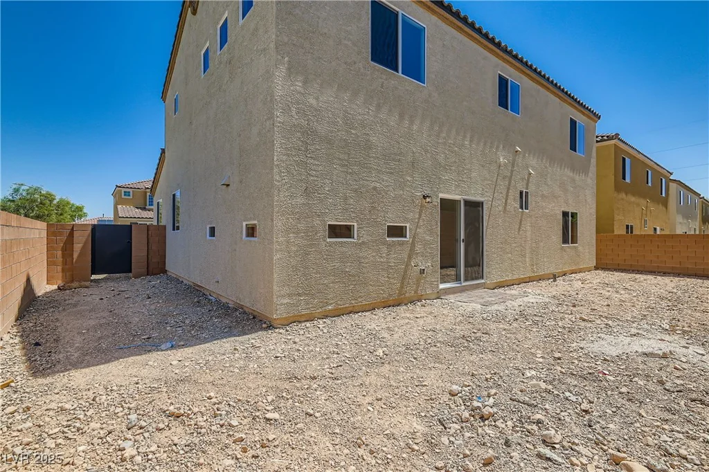 9713 Rocket Grove, Las Vegas, NV 89178