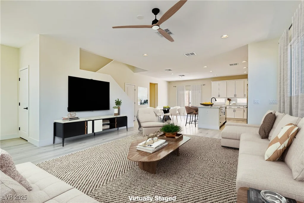 9713 Rocket Grove, Las Vegas, NV 89178