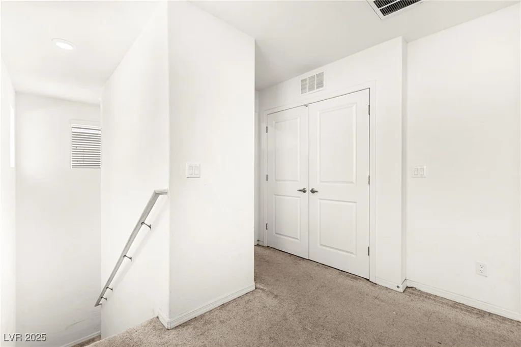 6178 Portland Treaty, Las Vegas, NV 89122