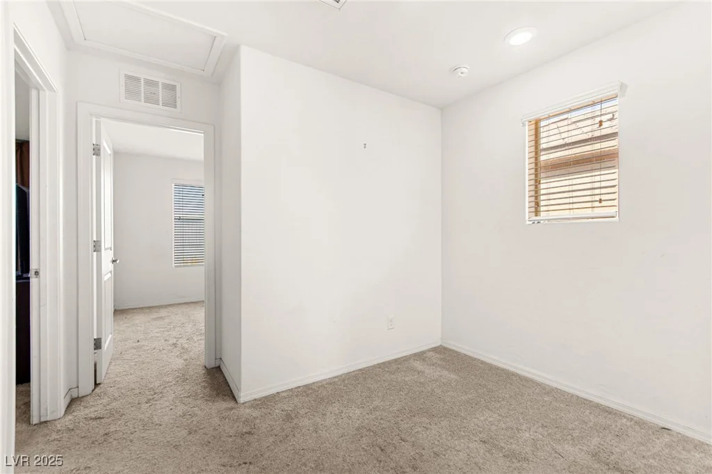 6178 Portland Treaty, Las Vegas, NV 89122