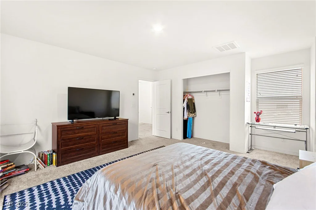 6178 Portland Treaty, Las Vegas, NV 89122