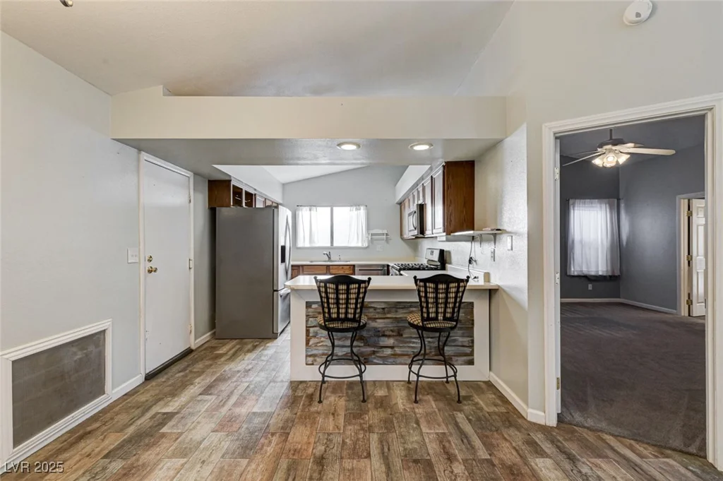 929 Anchor, Henderson, NV 89015