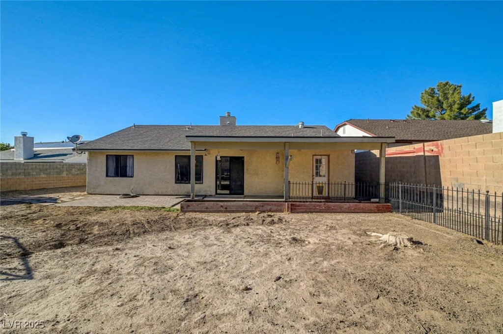 929 Anchor, Henderson, NV 89015