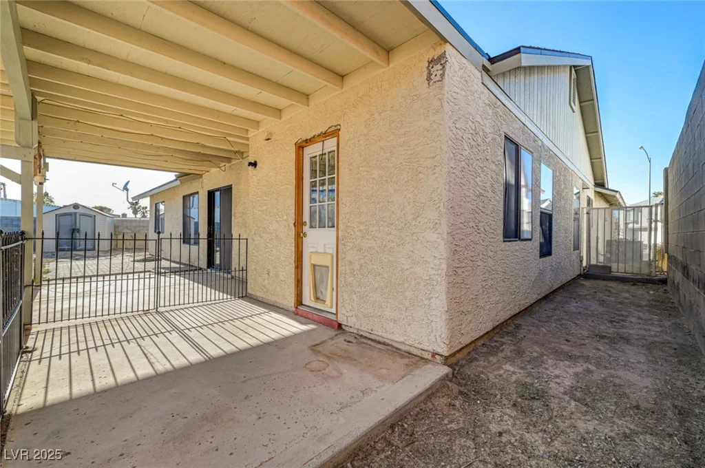929 Anchor, Henderson, NV 89015