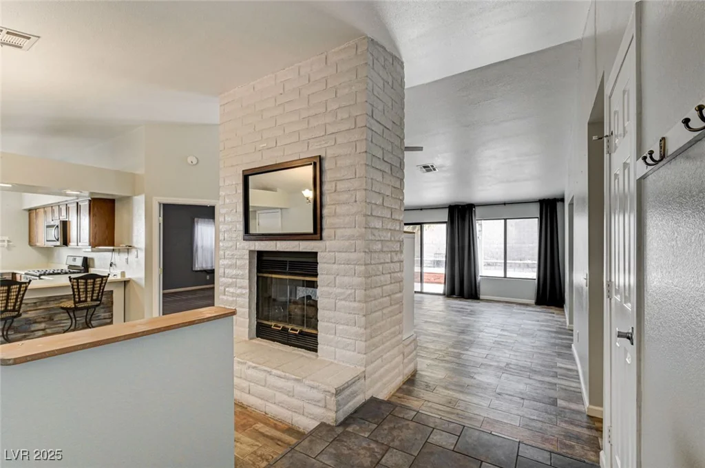 929 Anchor, Henderson, NV 89015