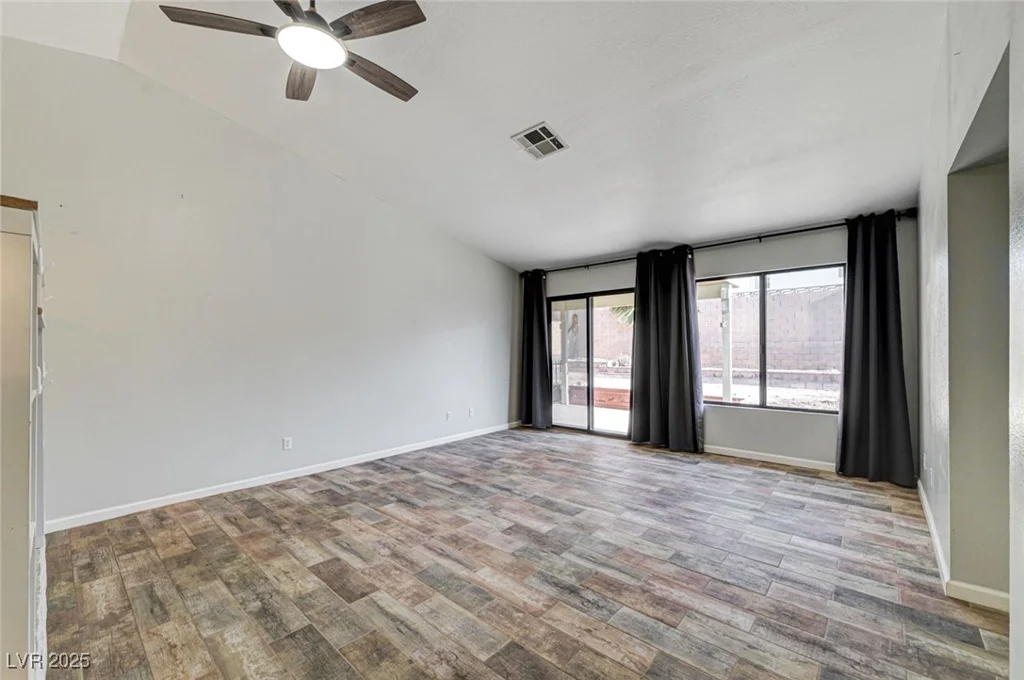 929 Anchor, Henderson, NV 89015