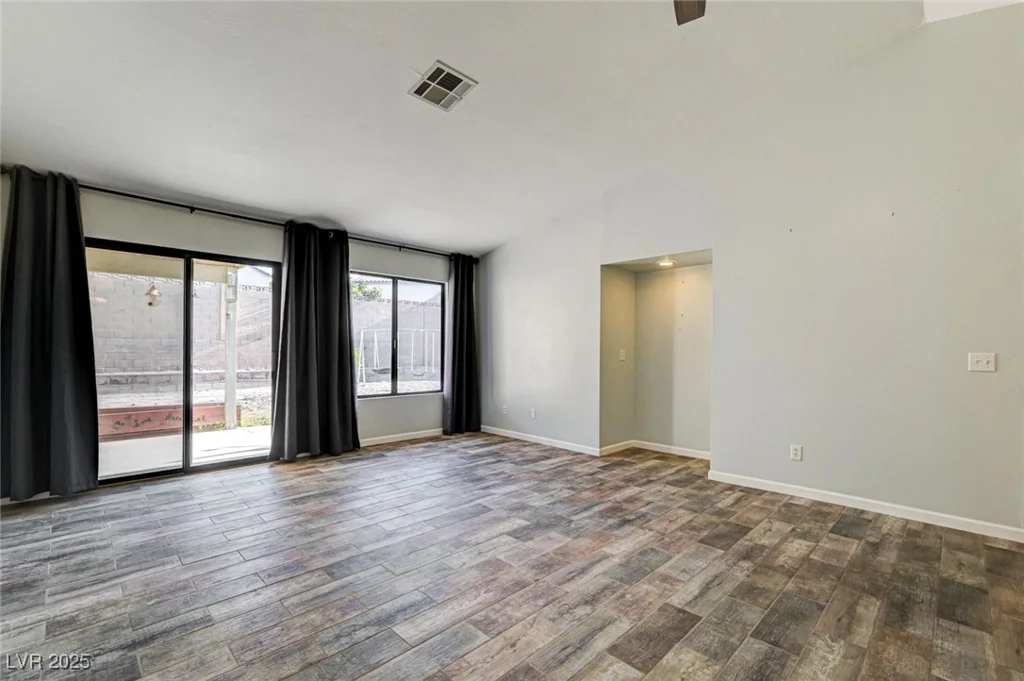 929 Anchor, Henderson, NV 89015