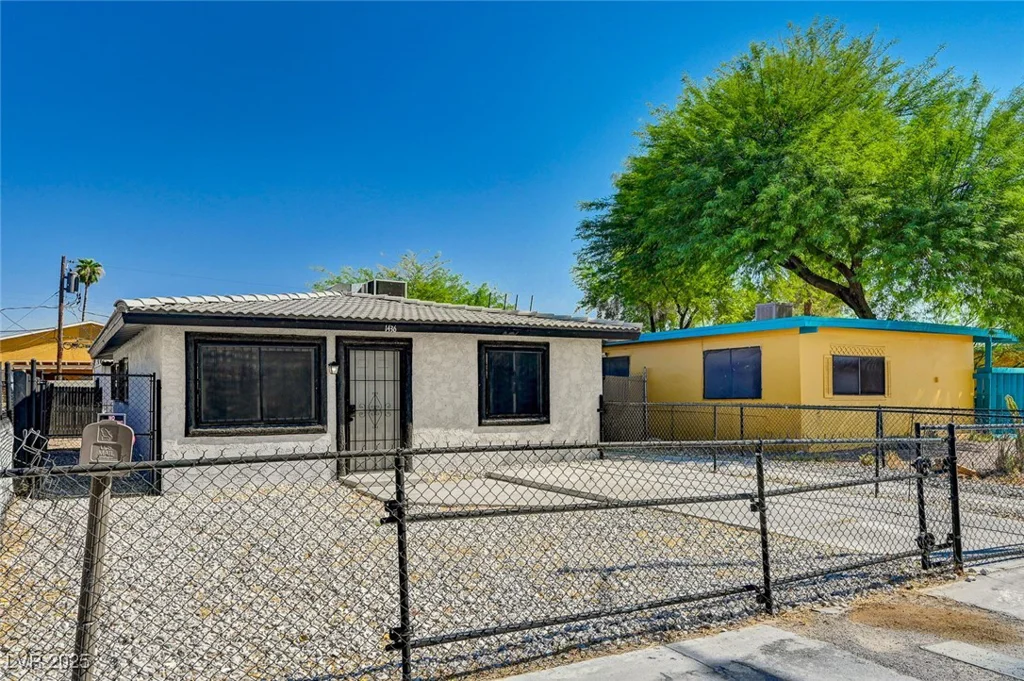 1436 Bartlett, Las Vegas, NV 89106