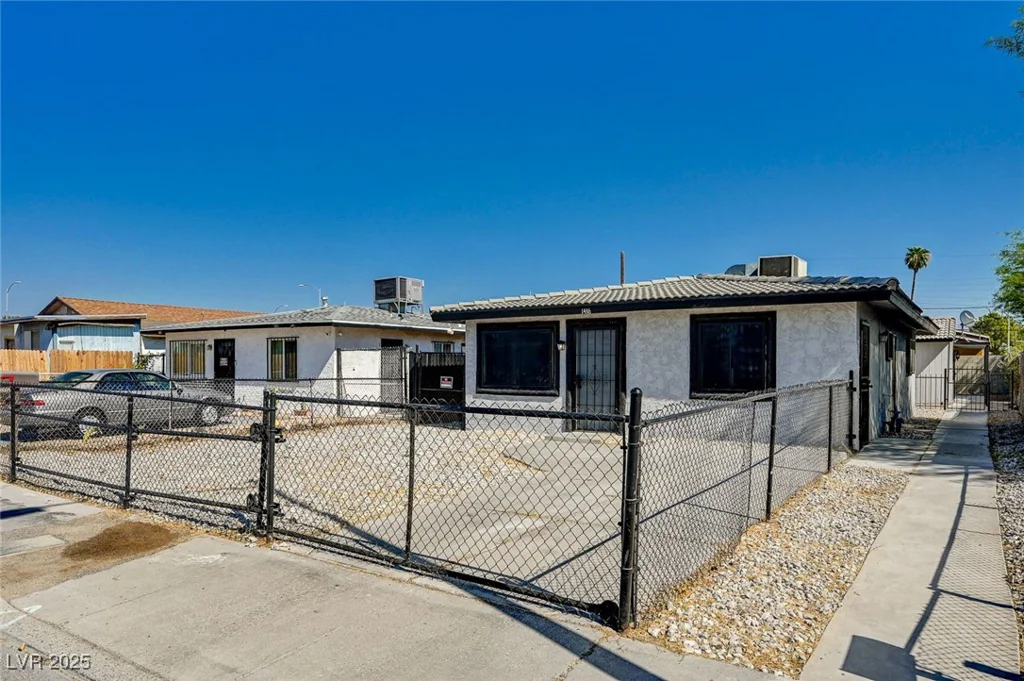 1436 Bartlett, Las Vegas, NV 89106
