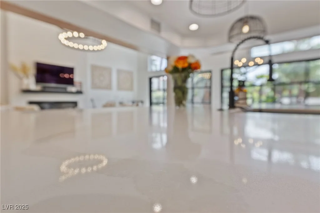 3021 Plaza De Monte, Las Vegas, NV 89102