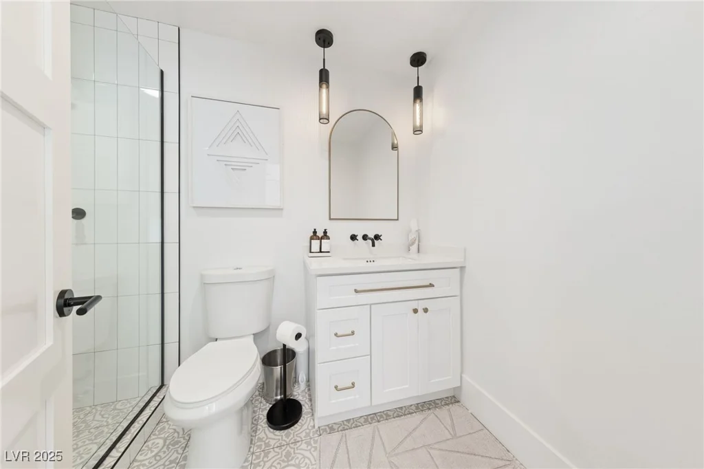 3021 Plaza De Monte, Las Vegas, NV 89102