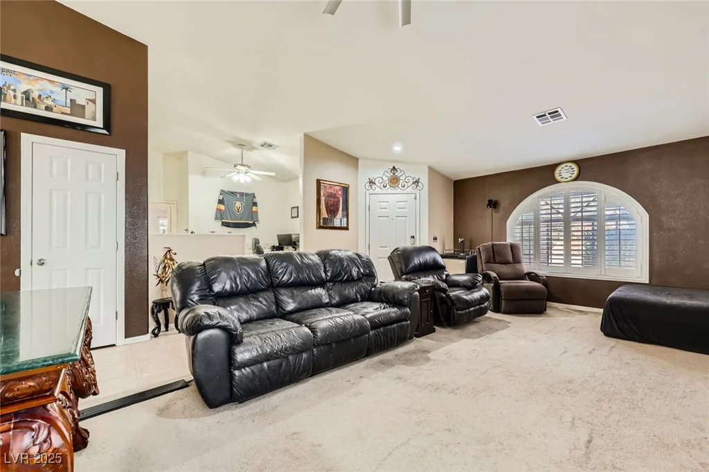 1905 Dakota Hills, Las Vegas, NV 89123
