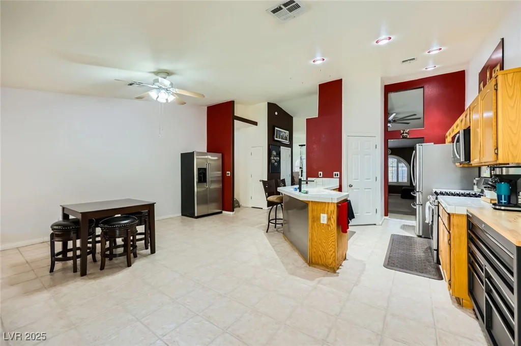 1905 Dakota Hills, Las Vegas, NV 89123