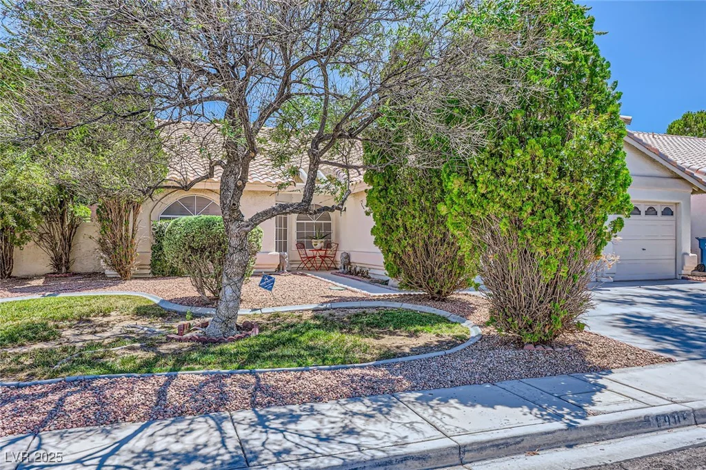 1905 Dakota Hills, Las Vegas, NV 89123